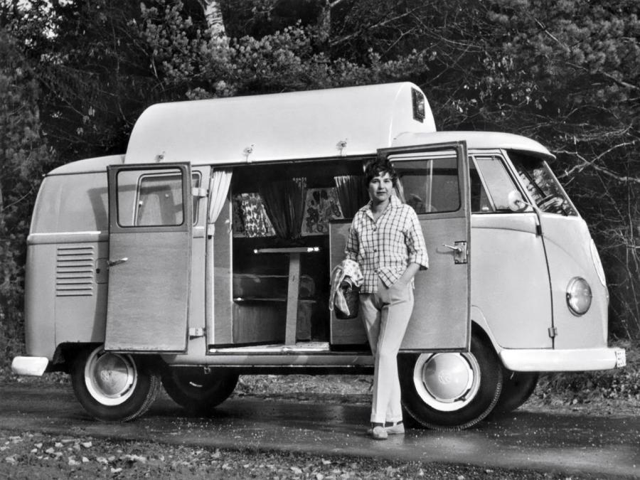  Volkswagen T1 Camper 1950 года  (фото 13 из 18)